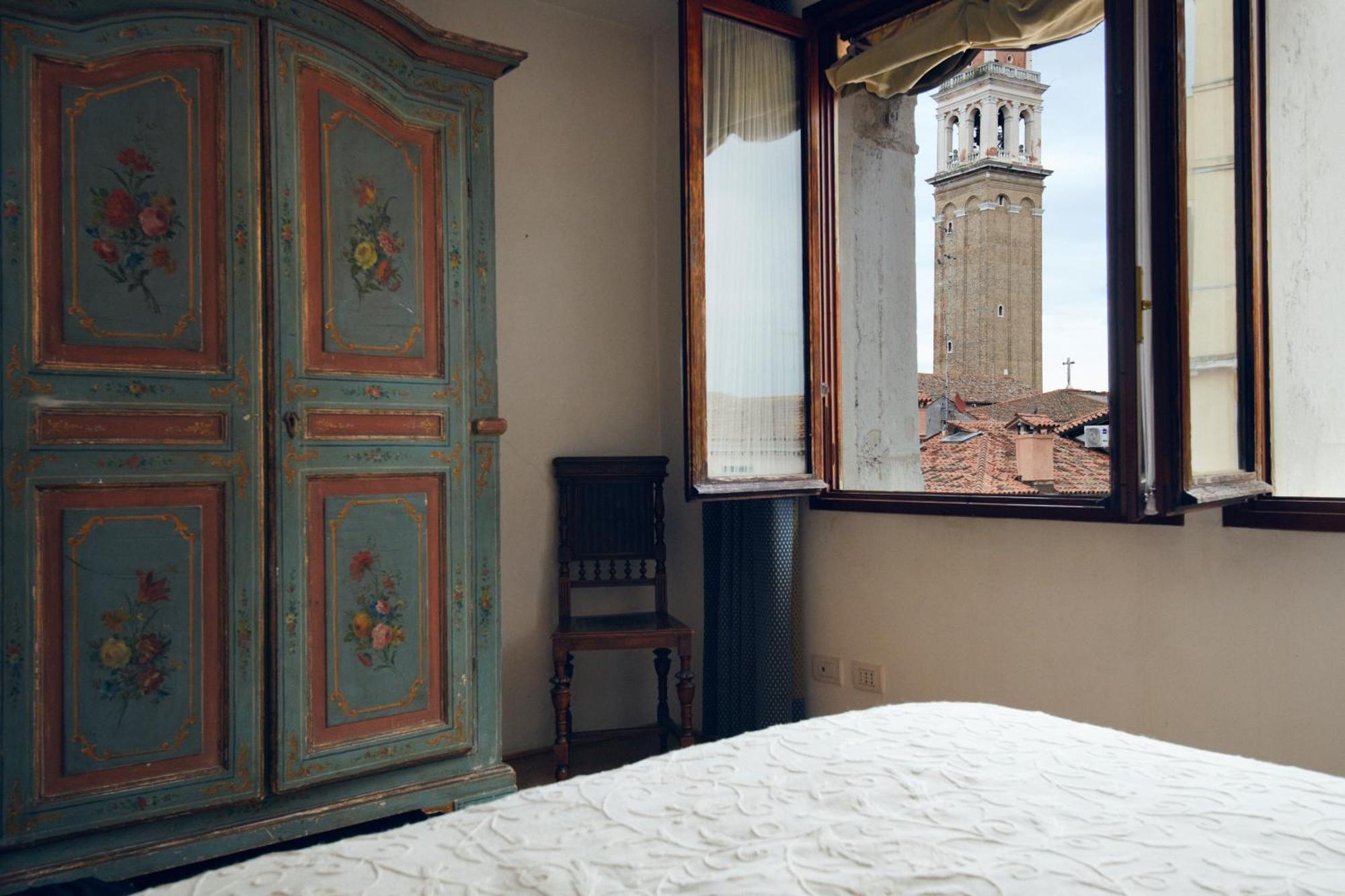 Palazzo Contarini Della Porta Di Ferro Apartahotel