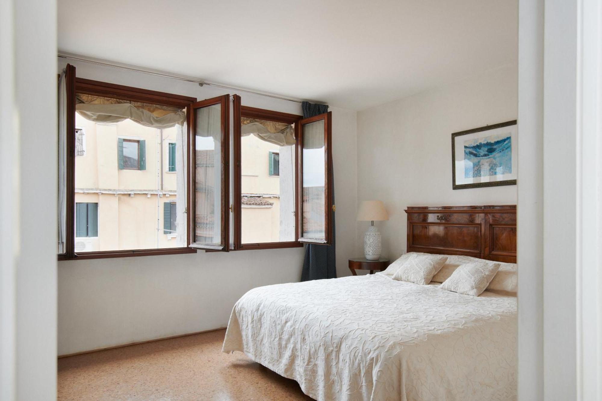 Palazzo Contarini Della Porta Di Ferro Aparthotel Venice